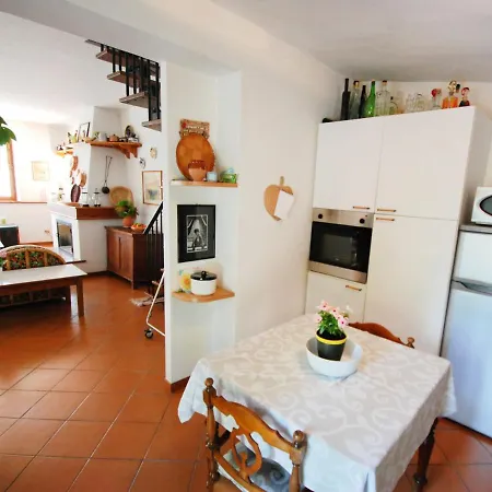 Locazione Turistica Filipponi-1 * Cassero